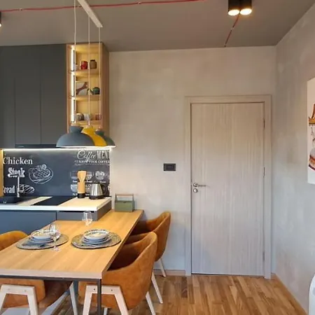 Stylish One Bedroom *