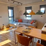 Апартаменти Stylish One Bedroom Подгориця