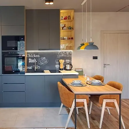 Apartment Stylish One Bedroom Podgorica