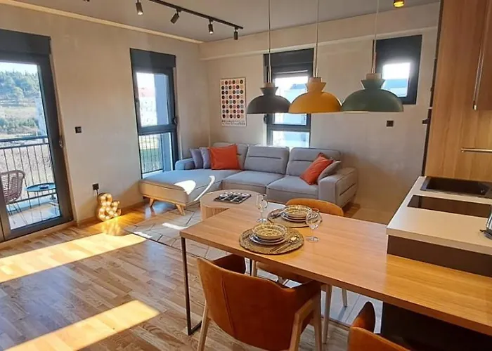 Lägenhet Stylish One Bedroom Podgorica